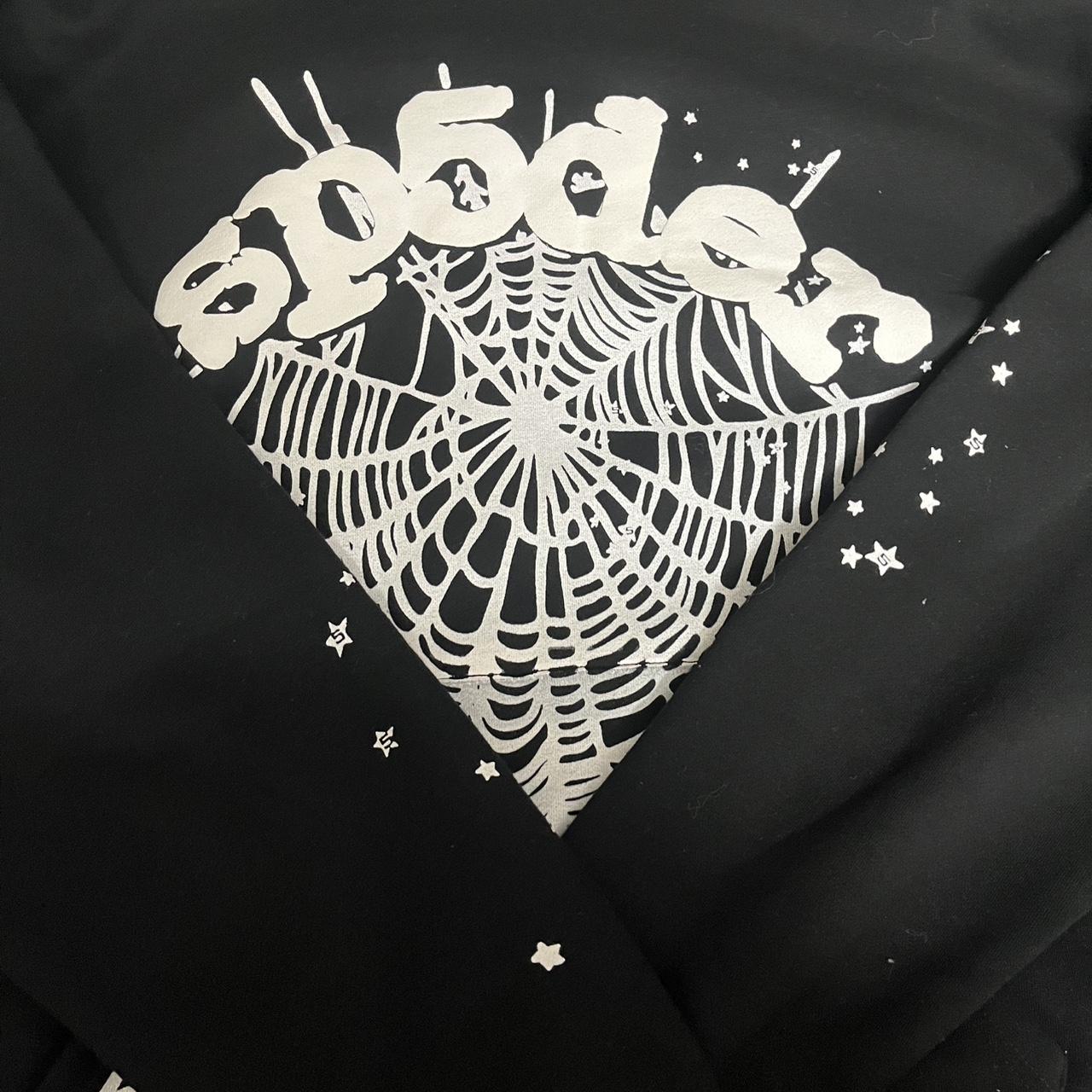 White & Black Sweatshirt